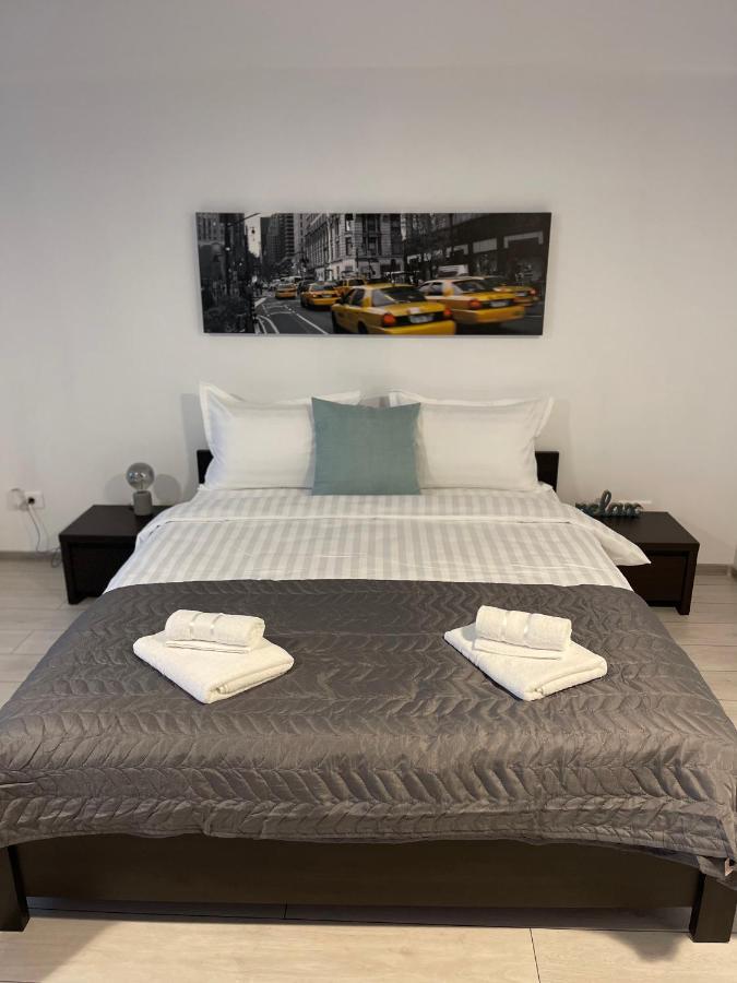 Welcome To Bucharest Airport Residences & Therme-Self Check-In Отопени Екстериор снимка