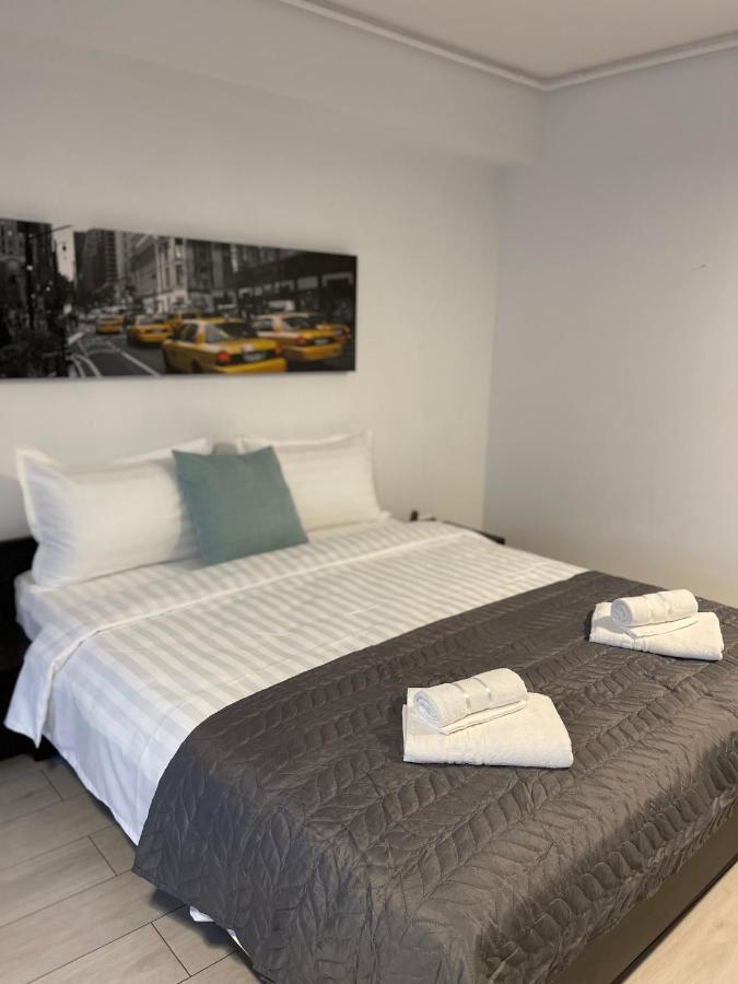 Welcome To Bucharest Airport Residences & Therme-Self Check-In Отопени Екстериор снимка