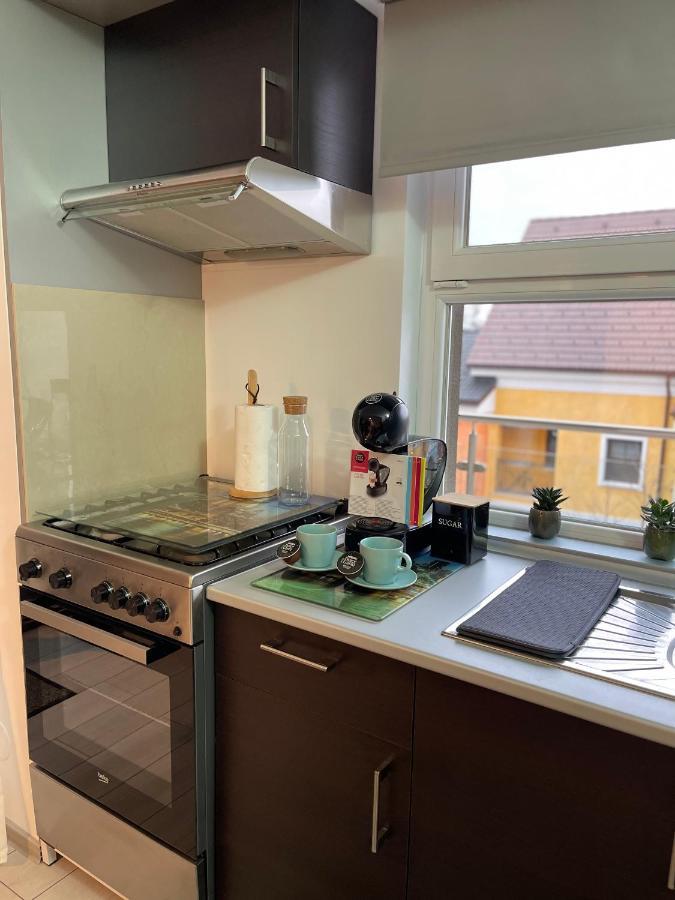 Welcome To Bucharest Airport Residences & Therme-Self Check-In Отопени Екстериор снимка