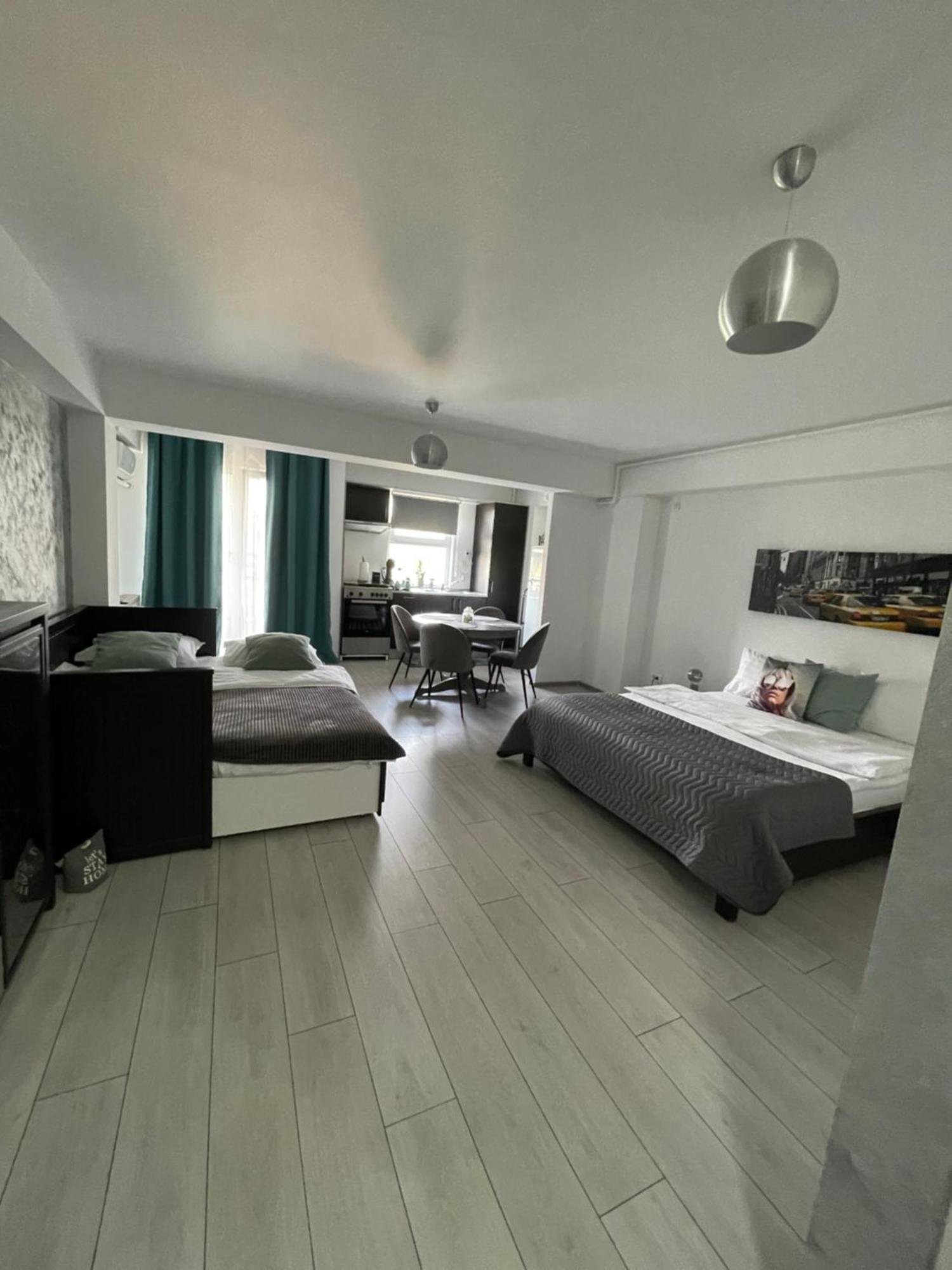 Welcome To Bucharest Airport Residences & Therme-Self Check-In Отопени Екстериор снимка